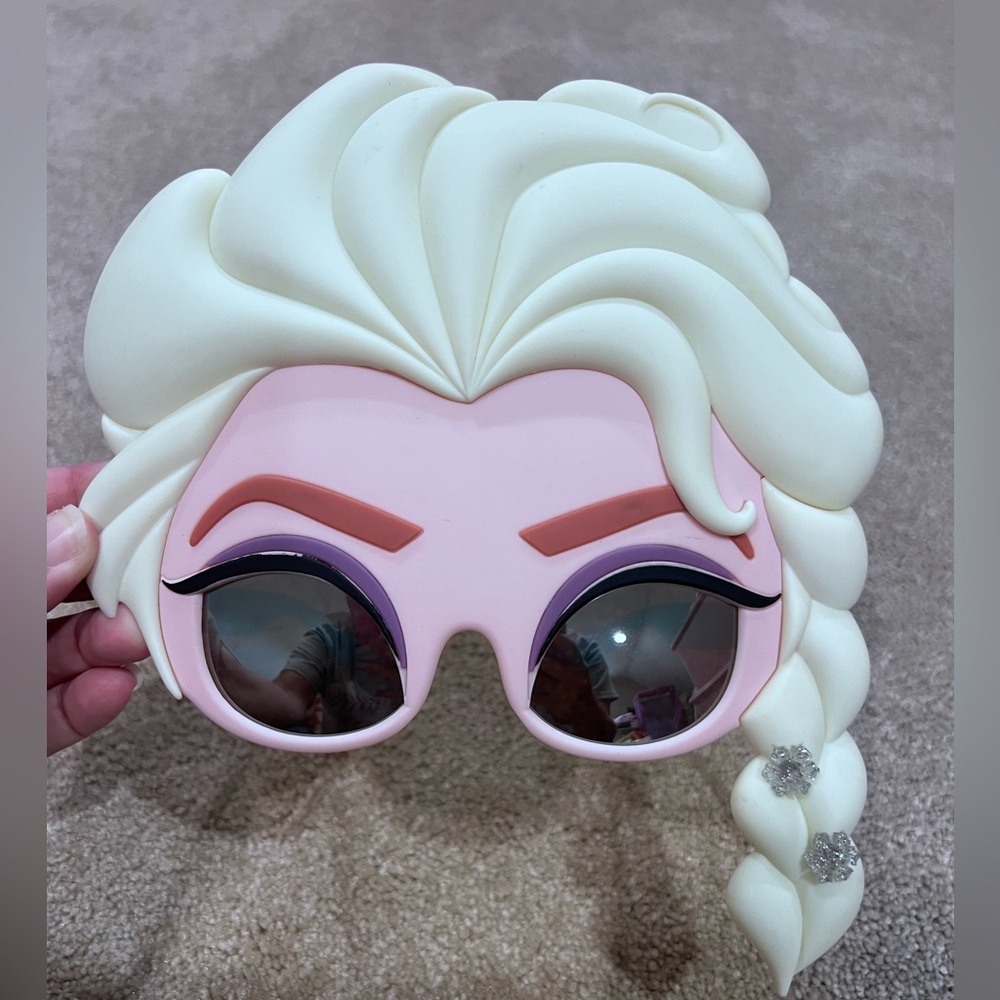 EUC! Disney Elsa (Frozen) Sun-Staches Brand Sunglasses Costume/Lil’ Character
